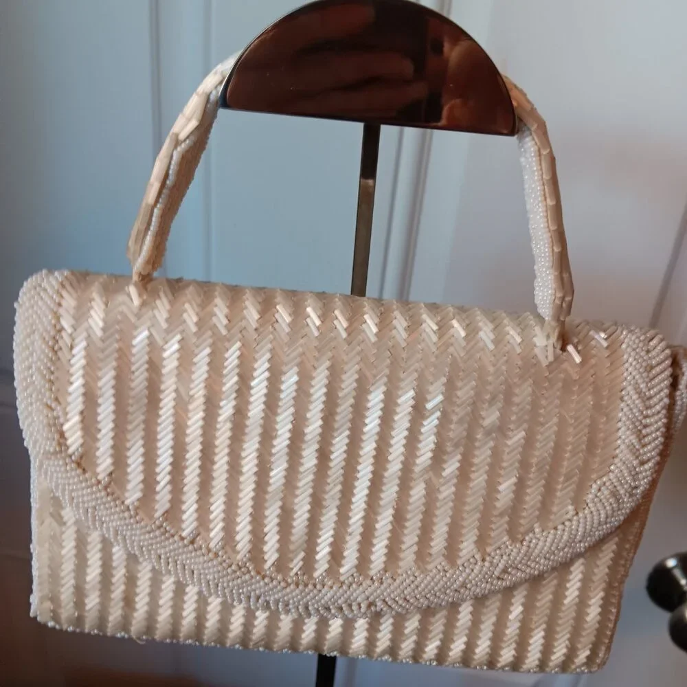Vintage Hand Made in Hong Kong cream micro beads and sequin evening purse